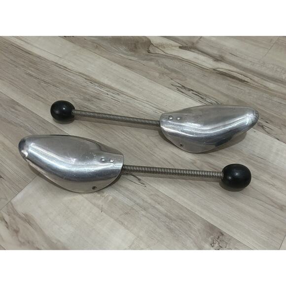 Metal Shoe Tree/Stretcher Men Size 6 - Picture 1 of 5